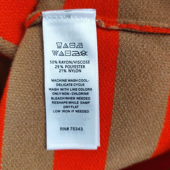 Tahari Turtleneck Sweater Size M Tan Red Stripe Knit Pullover Classic Cozy Chic - Picture 8 of 13